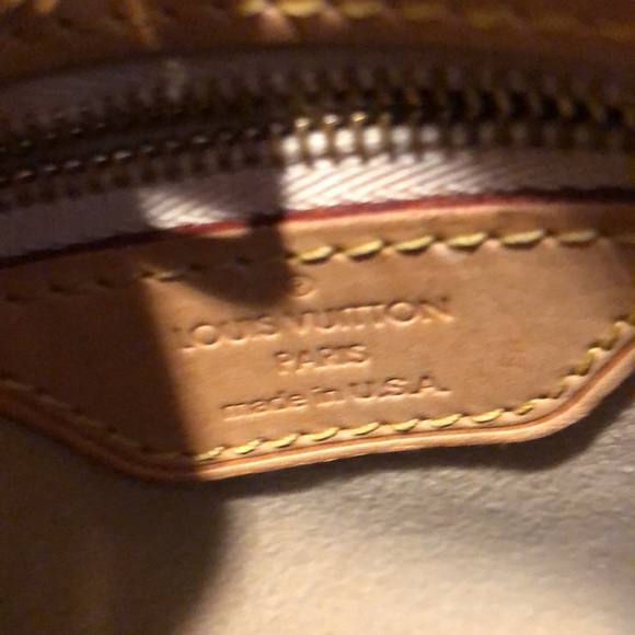 Louis Vuitton Hampstead pm handbag - Picture 7 of 8